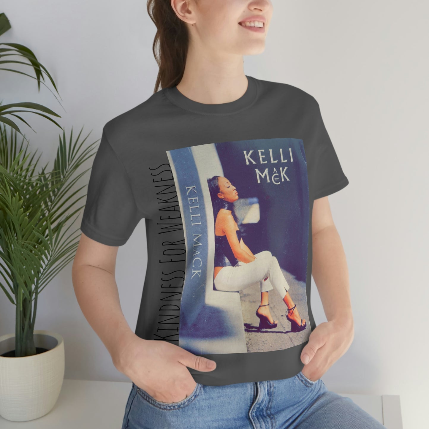 Kween Kellz - Unisex  Short Sleeve Tee