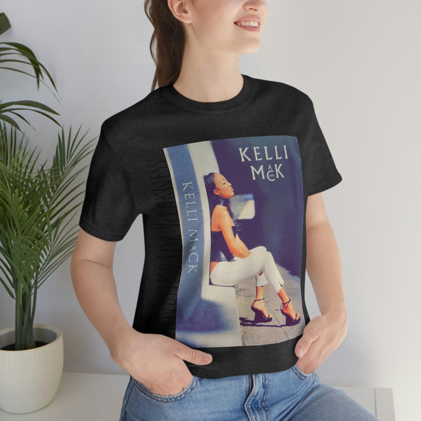 Kween Kellz - Unisex  Short Sleeve Tee